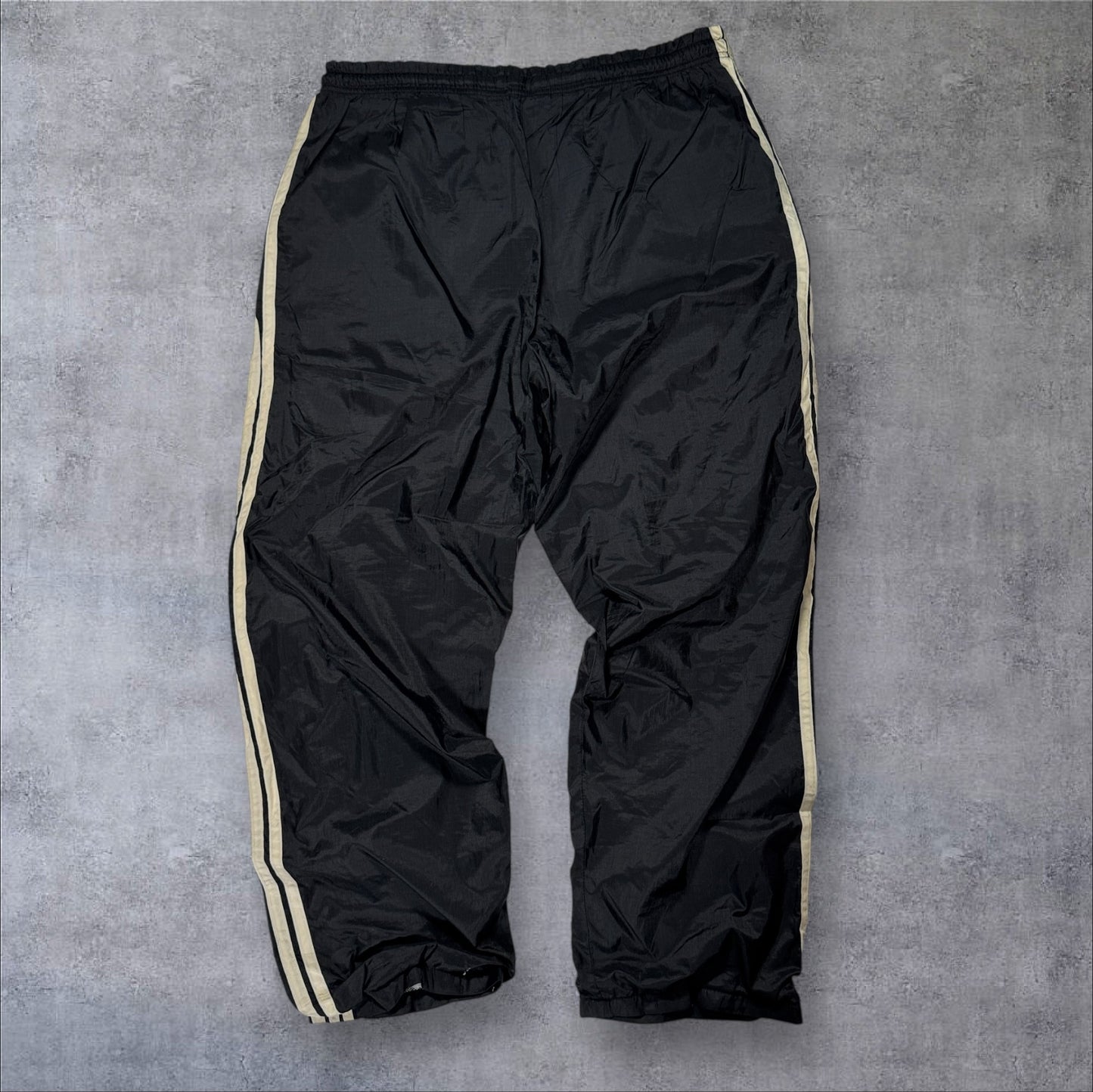 90s adidas ナイロン トラックパンツ ad-u-2505-005