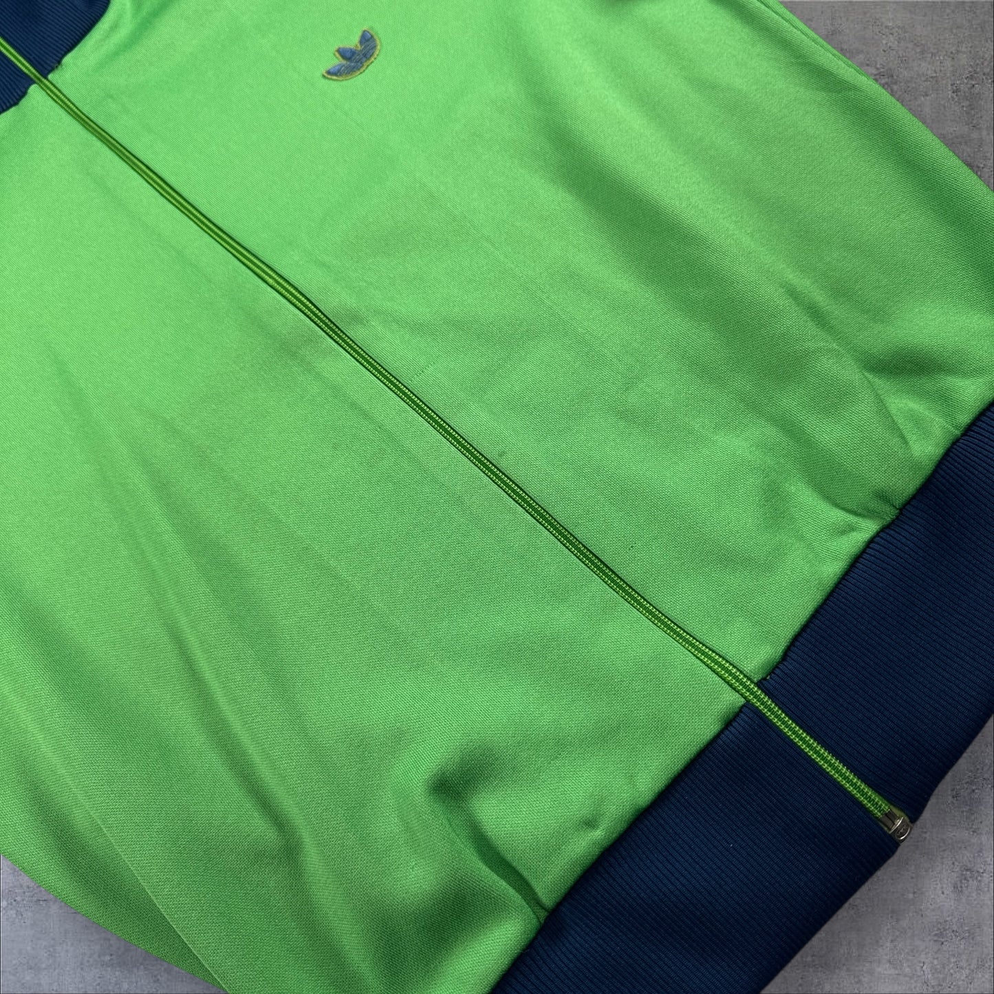 80s adidas トラックジャケット グリーン デサント製 3号 ad-t-2505-014