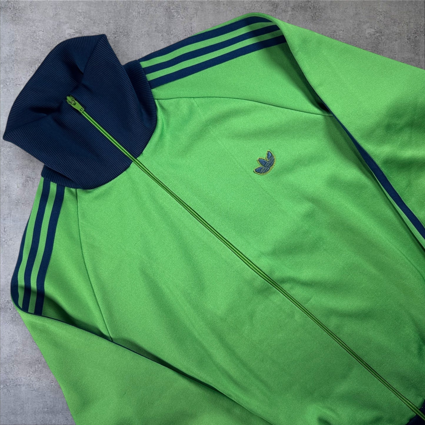 80s adidas トラックジャケット グリーン デサント製 3号 ad-t-2505-014
