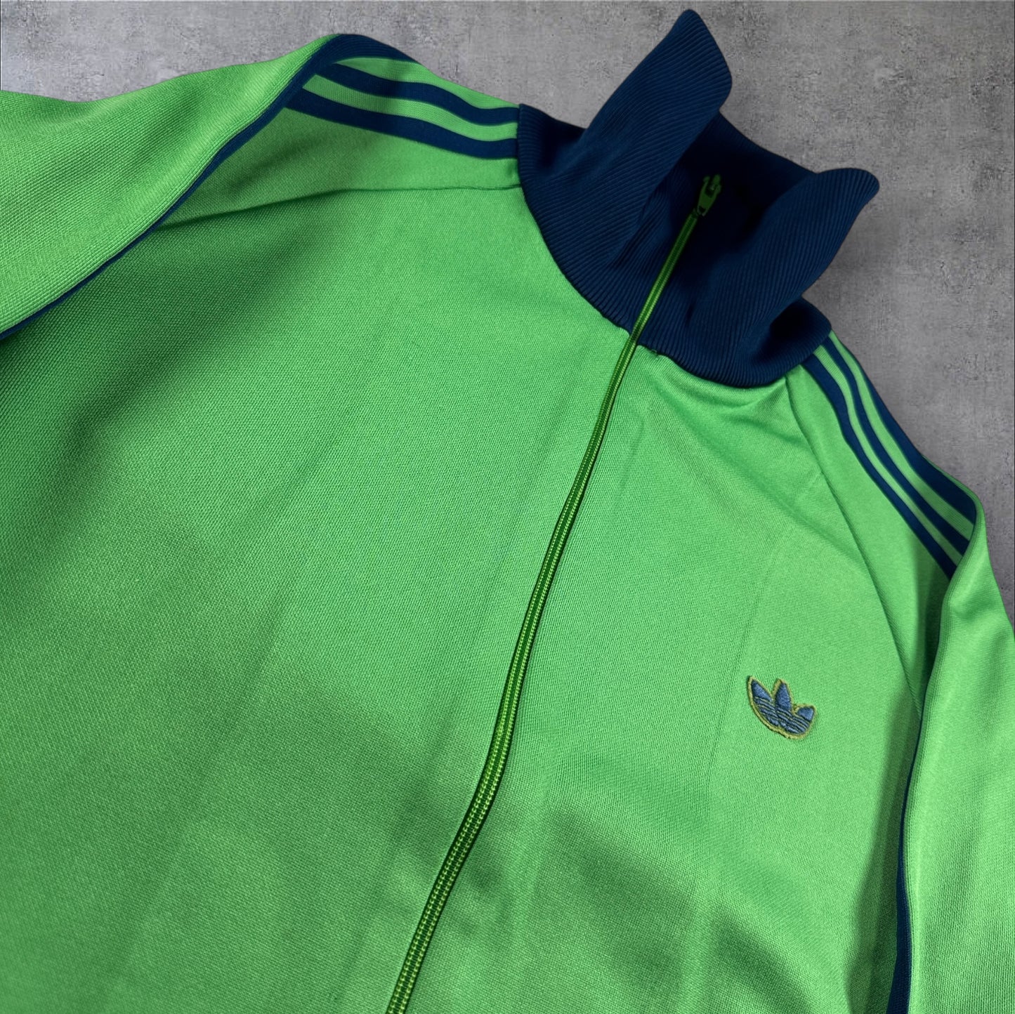80s adidas トラックジャケット グリーン デサント製 3号 ad-t-2505-014