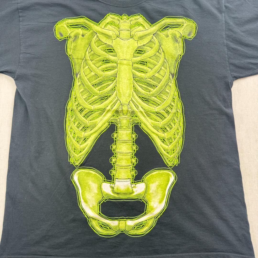 スカル ネオン 骨格図 Tシャツ 人体模型 肋骨 人体図 グランジ a-u-2505-056